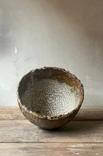 Load image into Gallery viewer, JAZMIN BRIZUELA - Lago de huellas III
