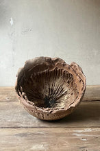Load image into Gallery viewer, JAZMIN BRIZUELA - Lago de huellas II
