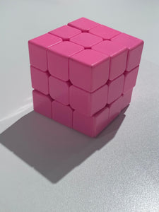 PAULE GODOY - Cubo complaciente
