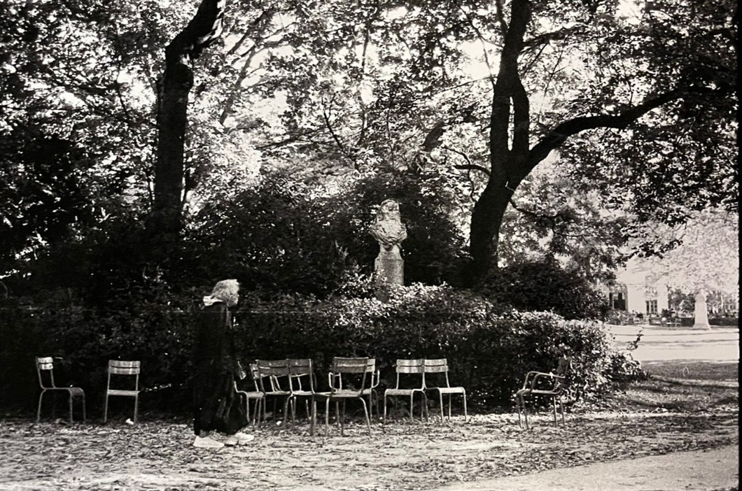 JESÚS RUIZ DÍAZ - No hay sillas sin culo