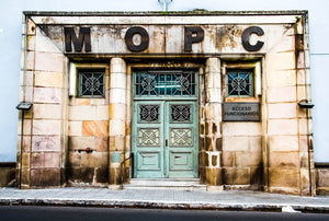 VICTOR BECKELMANN                  Puerta de Asunción horizontal 2