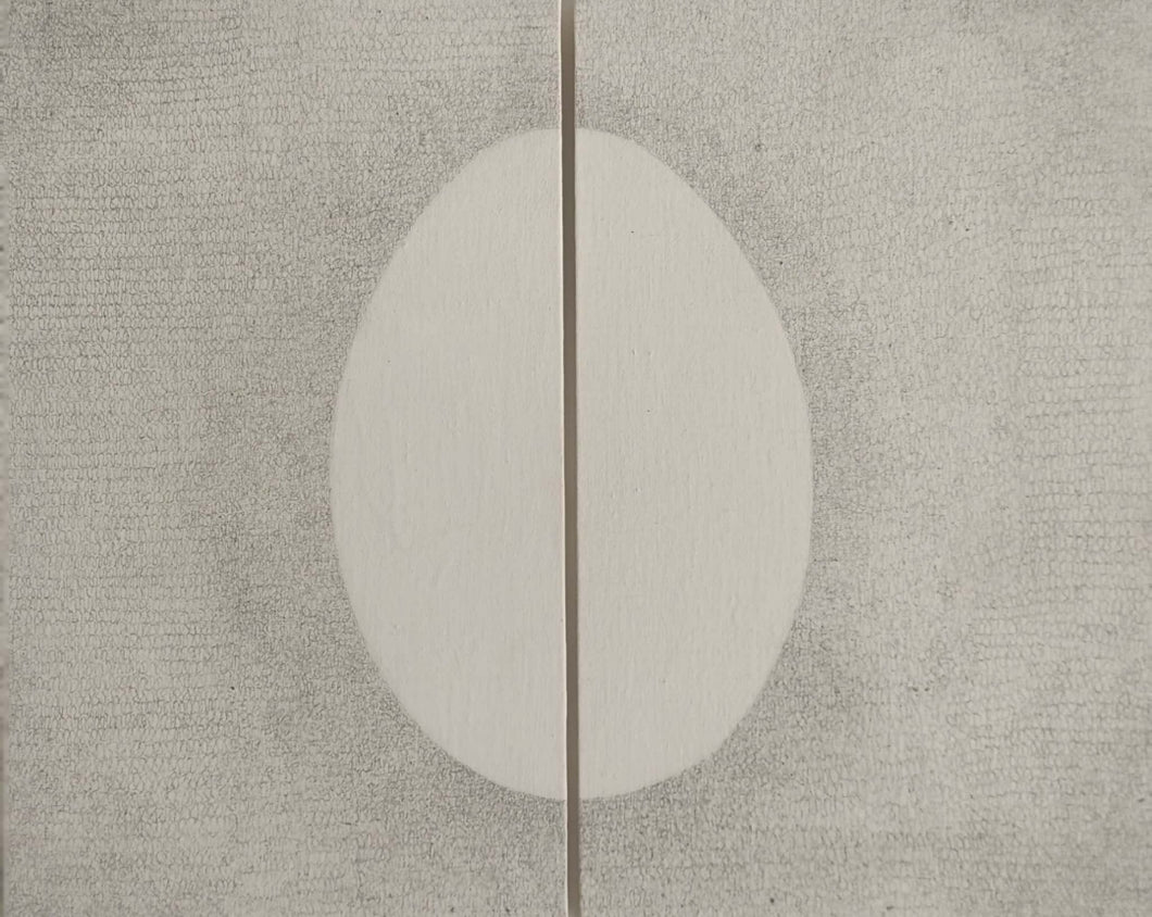 BARBARA MARION - Uovo in bianco e nero